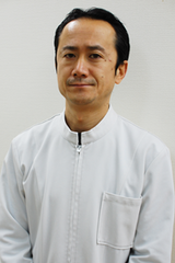 健康堂整骨院 院長の東山憲一